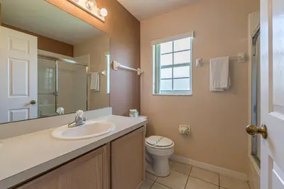 Gallery image of Simba's Lake House in Orlando