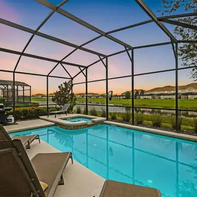 Orlando - Stunning 6 BD Lake House