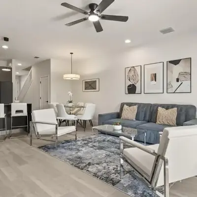 Stunning Townhome with Private Pool & Games Room