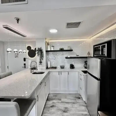 Entire condo near Universal Studios in Orlando - Free Resort Access