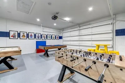 Gallery image of Sunset Lake Retreat With Game Room in Kissimmee