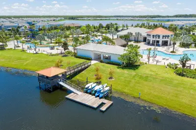 an aerial view of a resort on the water at Casa 4Q Storey Lake - Piscina Privativa in Kissimmee