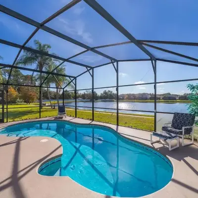 Holiday Home Moderne Villa mit Seeblick nur wenige Minuten von Disney entfernt by Interhome