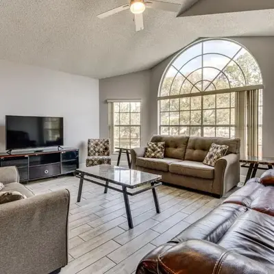 Family Theme Park Hub with Pool in Kissimmee