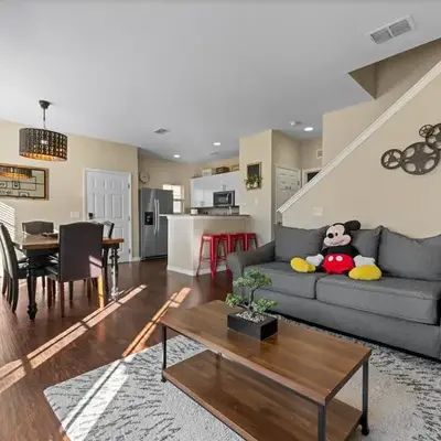 Relaxing Resort Townhome Close to Disney