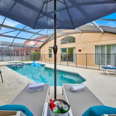 Spacious Emerald Home with Pool Lanai Near Disney