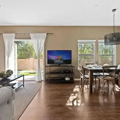 Townhome 4Q no West Lucaya — 15min Disney
