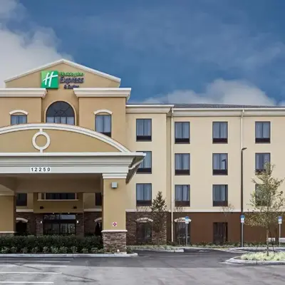 Holiday Inn Express Hotel & Suites Orlando East-UCF Area by IHG