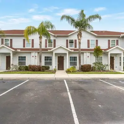Amazing Townhouse in gated community 10' to Disney!