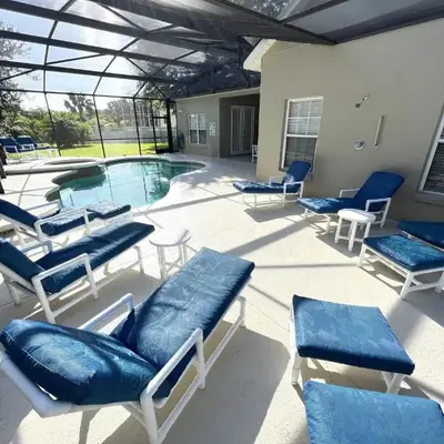 Mickeys Corner - Fantastic 5BR with Large Private Garden Pool Hot Tub Game Room Gas BBQ 2 Miles to Disney