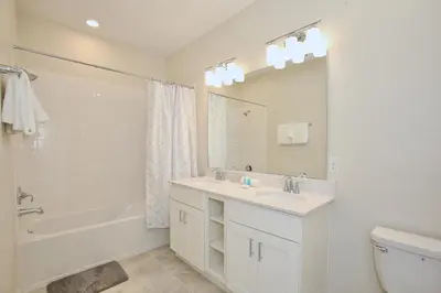 Gallery image of Spectacular 2 bedroom apartment in spectacular Storey Lake community Next to Disney! in Kissimmee