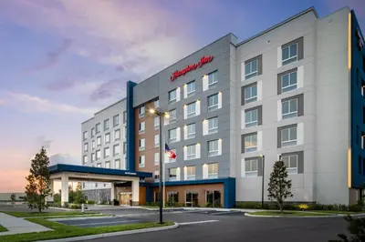 a rendering of the hampton inn suites anchorage at Hampton Inn Kissimmee North in Kissimmee