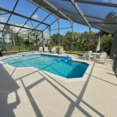 Mickeys Palm - Brand New! 6BR Modern with Private Pool Hot Tub BBQ Home Theater - 2 Miles to Disney
