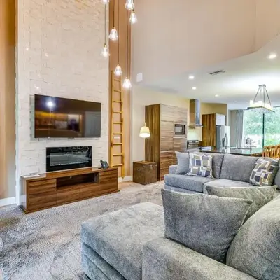 Magic Villas Townhome about 5 Mi to Disney Parks!