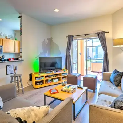 Disney-Inspired Townhome with Private Hot Tub!