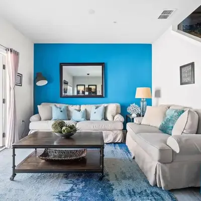 4BR Community pool across the street WL8989