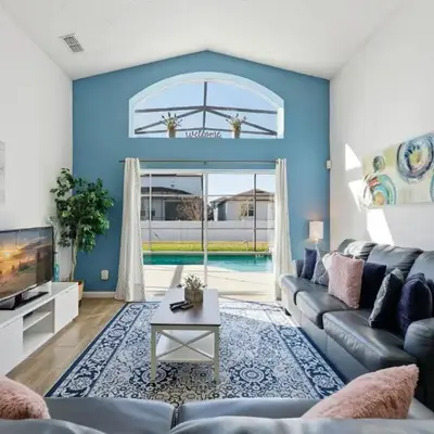 4 BR No carpet Just Remodeled Unit SR1205