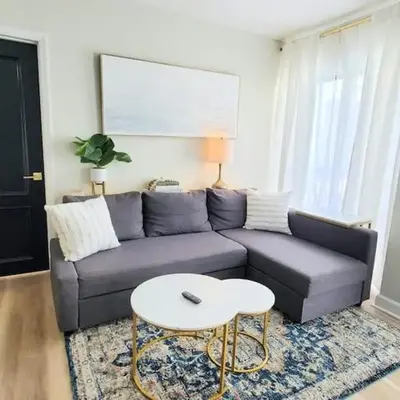 Remodeled 2BD/2BA Condo mins from Universal Studio